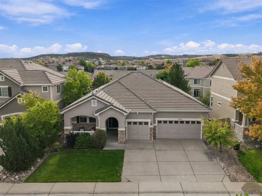 11020 Valleybrook Circle, Highlands Ranch