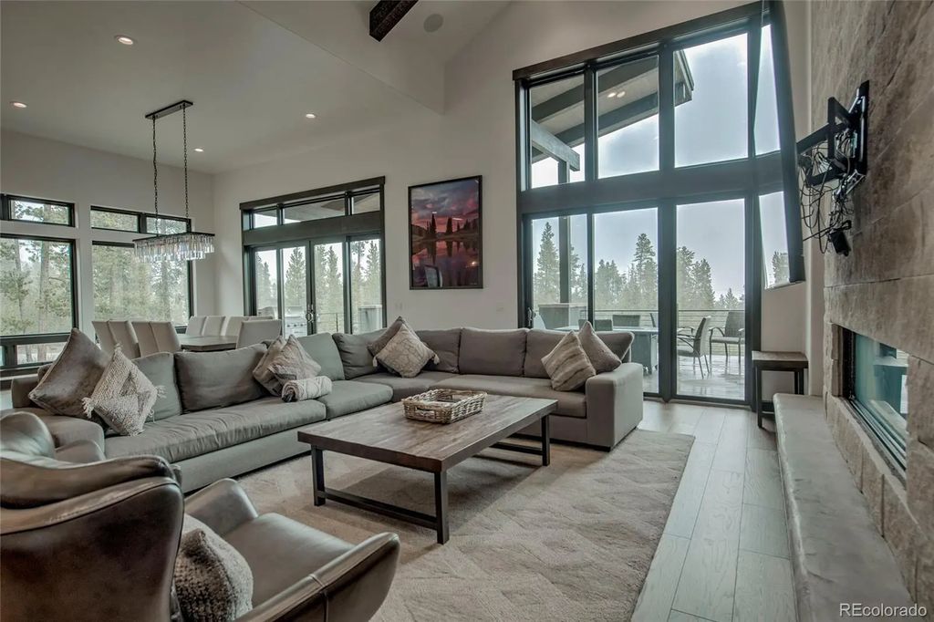 89 Barton Way, Breckenridge