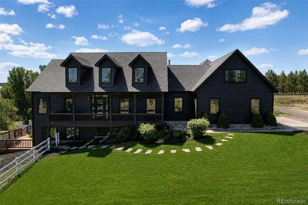 4990 Black Fox Circle, Elizabeth