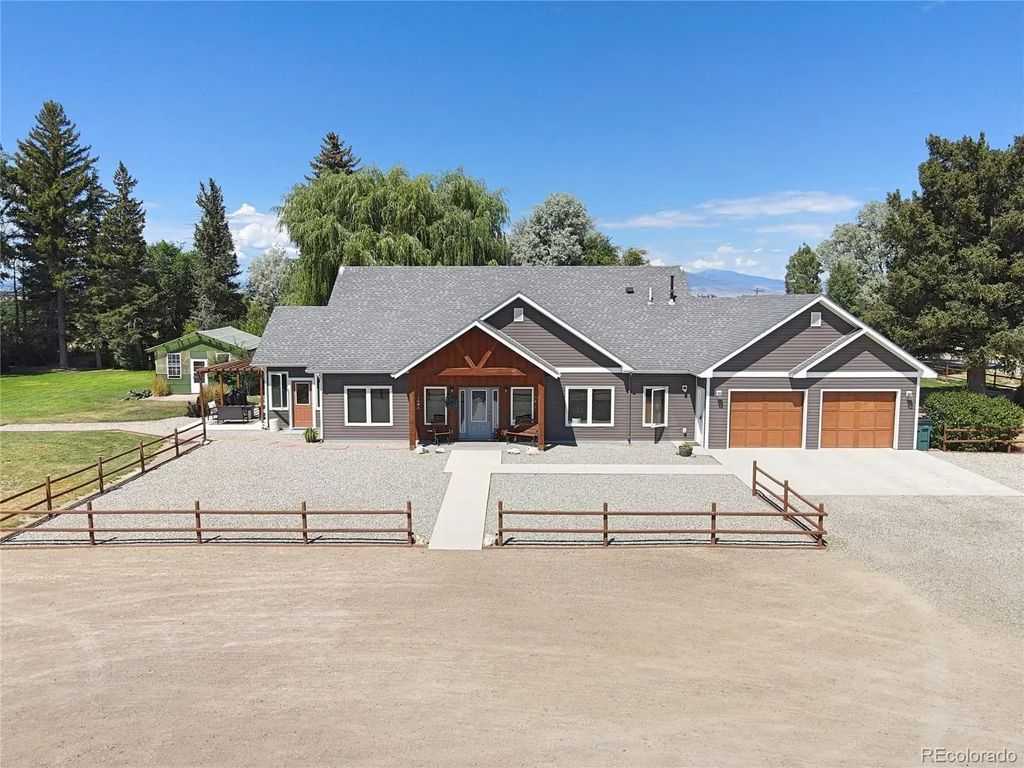 3030 County Road 12, Alamosa