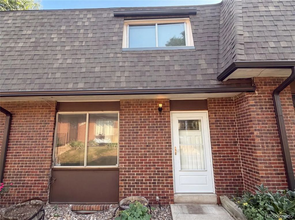 7141 S Webster Street, Littleton