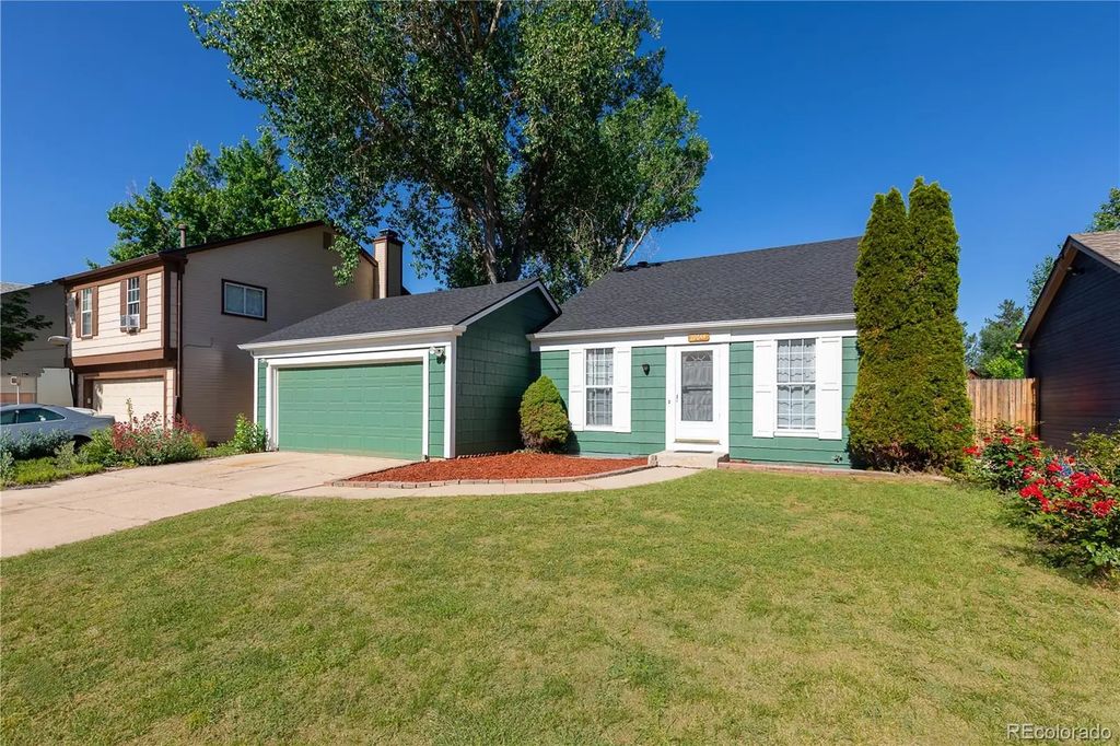 19644 E Girard Drive, Aurora