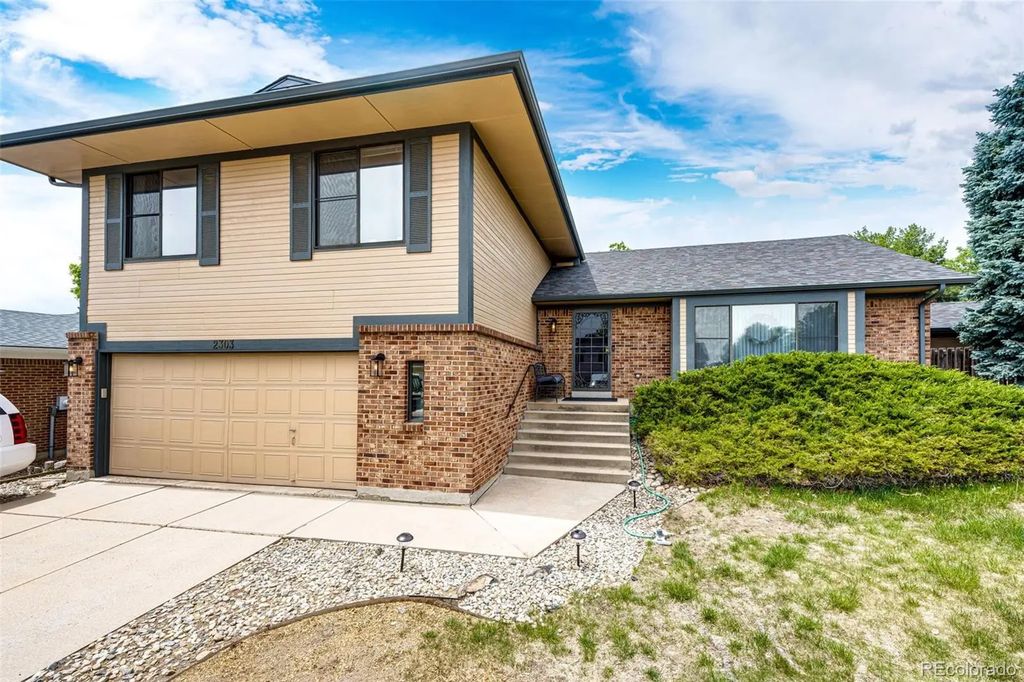 2303 S Eldridge Court, Lakewood