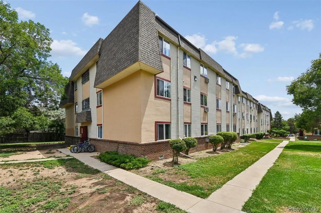 707 W 96th Ave 18, Thornton