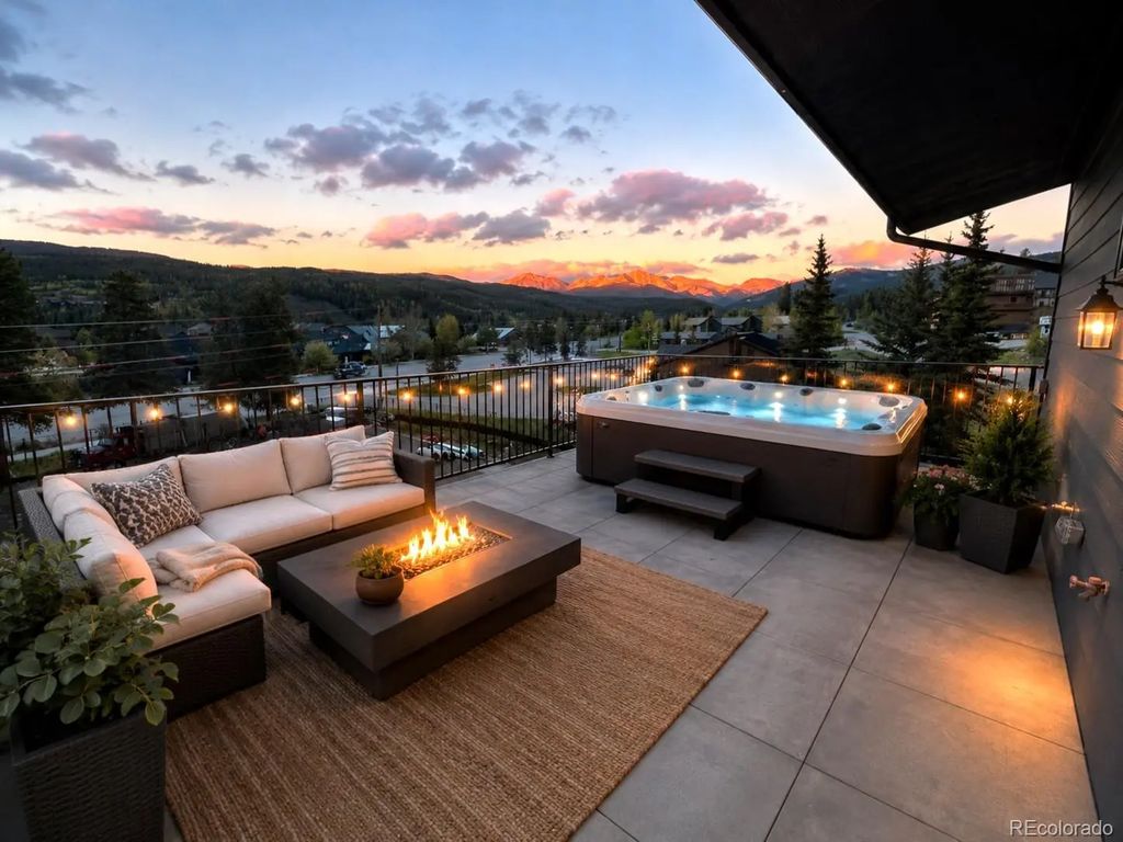442 Lions Gate Drive, Winter Park