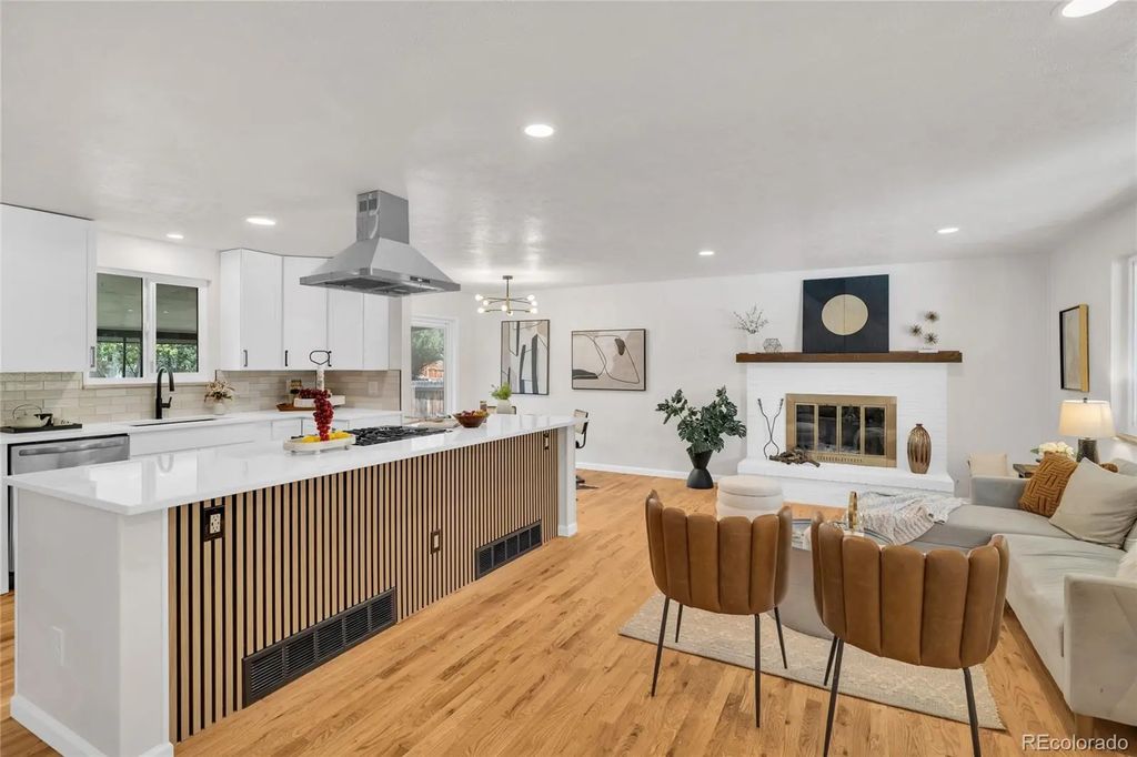 1569 S Lee Street, Lakewood