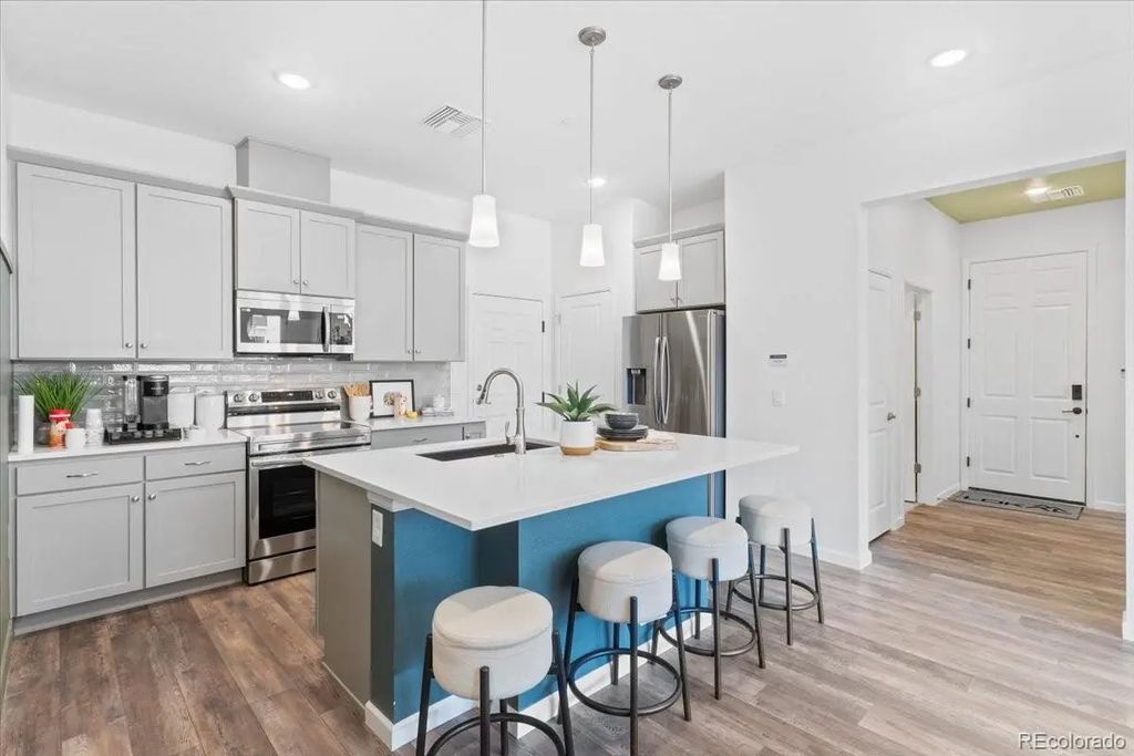 6153 N Ceylon Street 9-102, Denver
