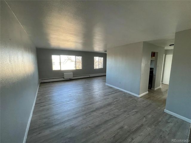 1590 Clinton 202, Denver