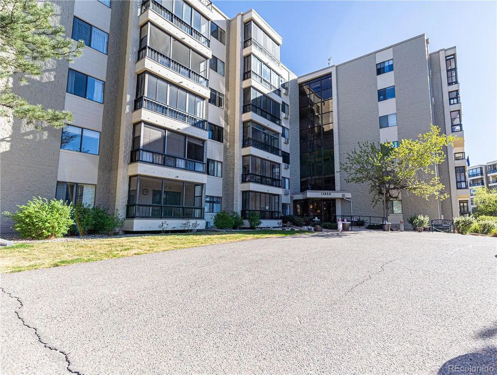 13850 E Marina Drive 206, Aurora