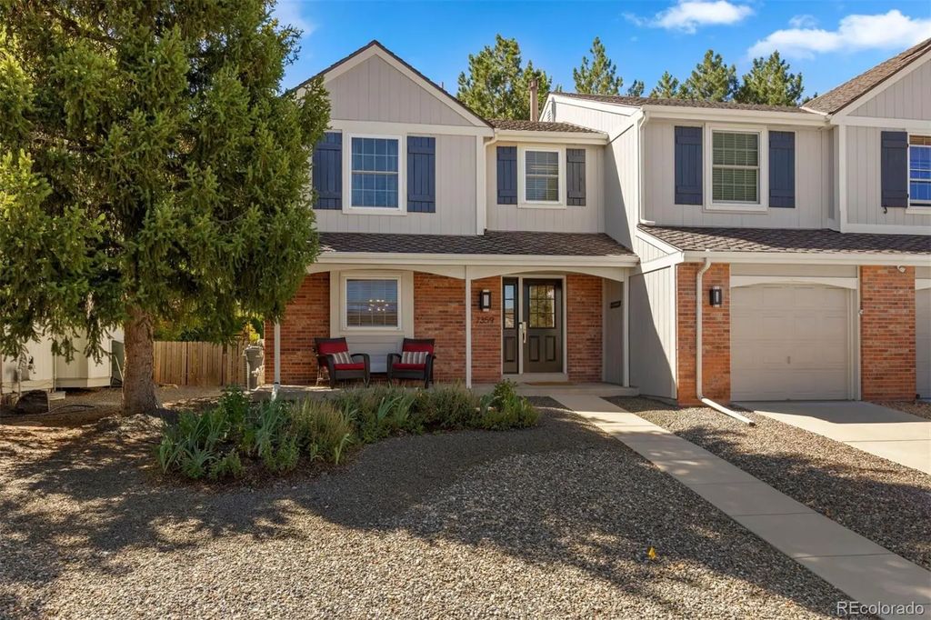 7359 S Monaco Street, Englewood
