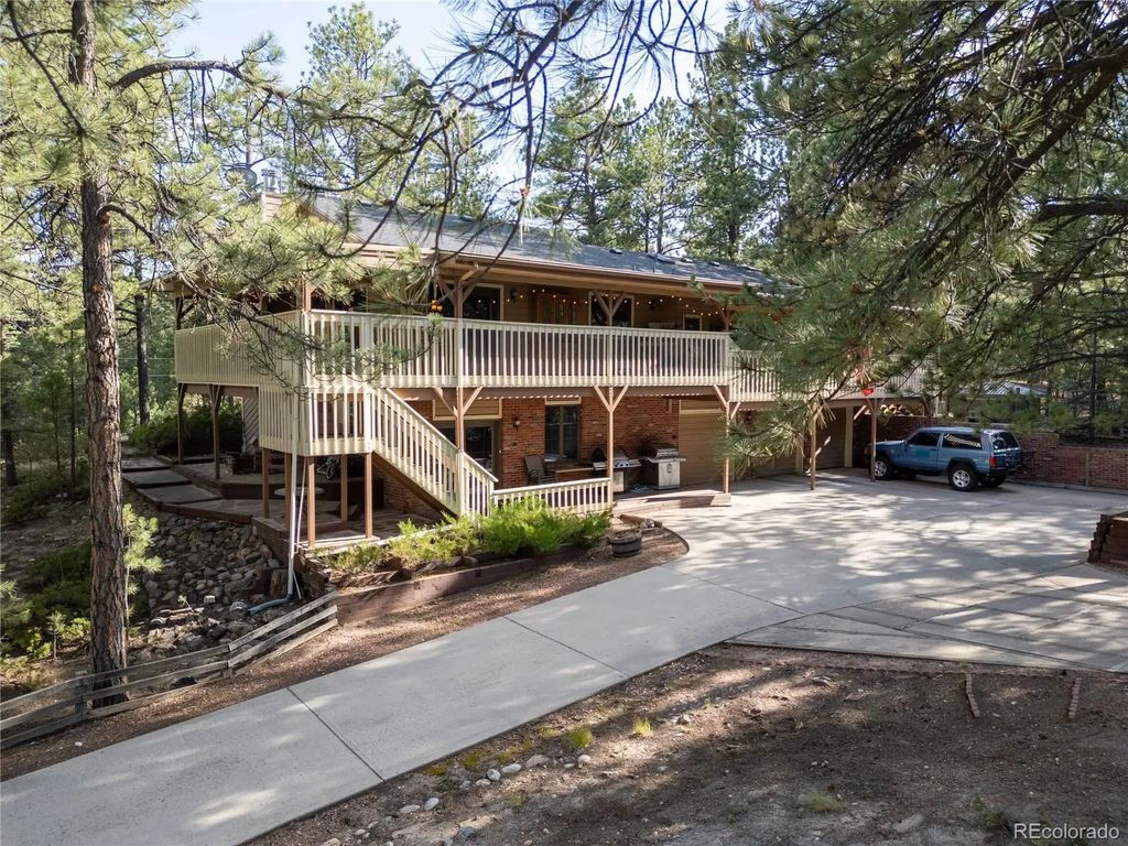 545 Tenderfoot Drive, Larkspur