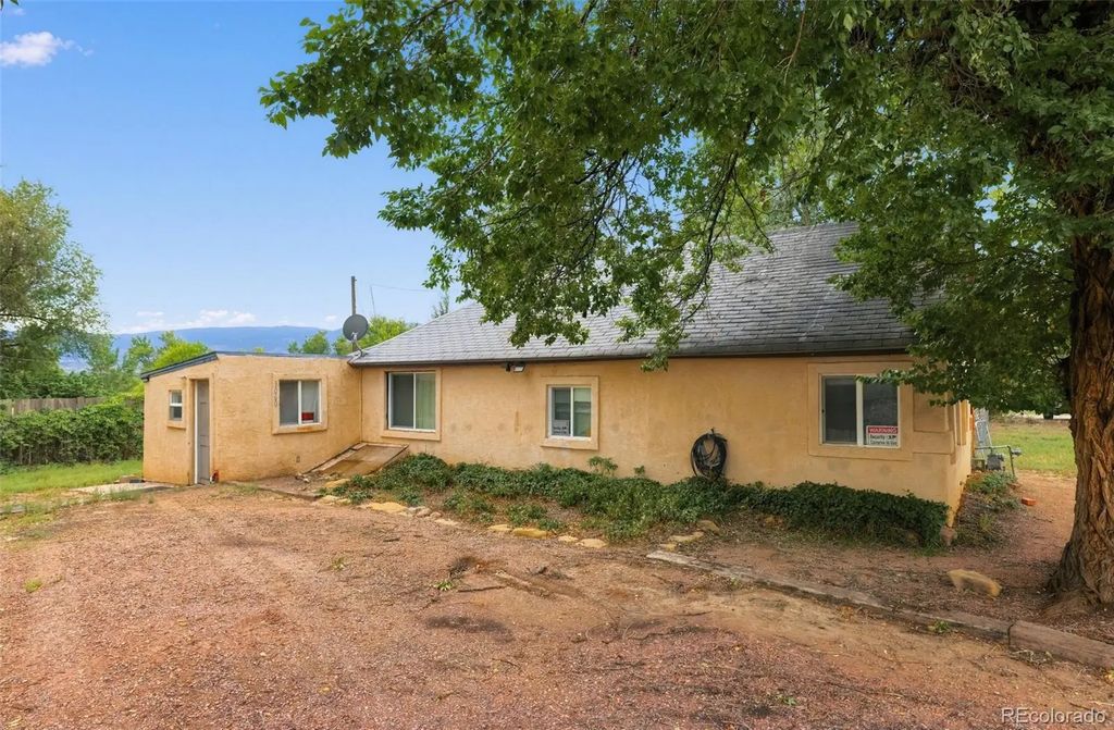 3060 Central Avenue, Canon City