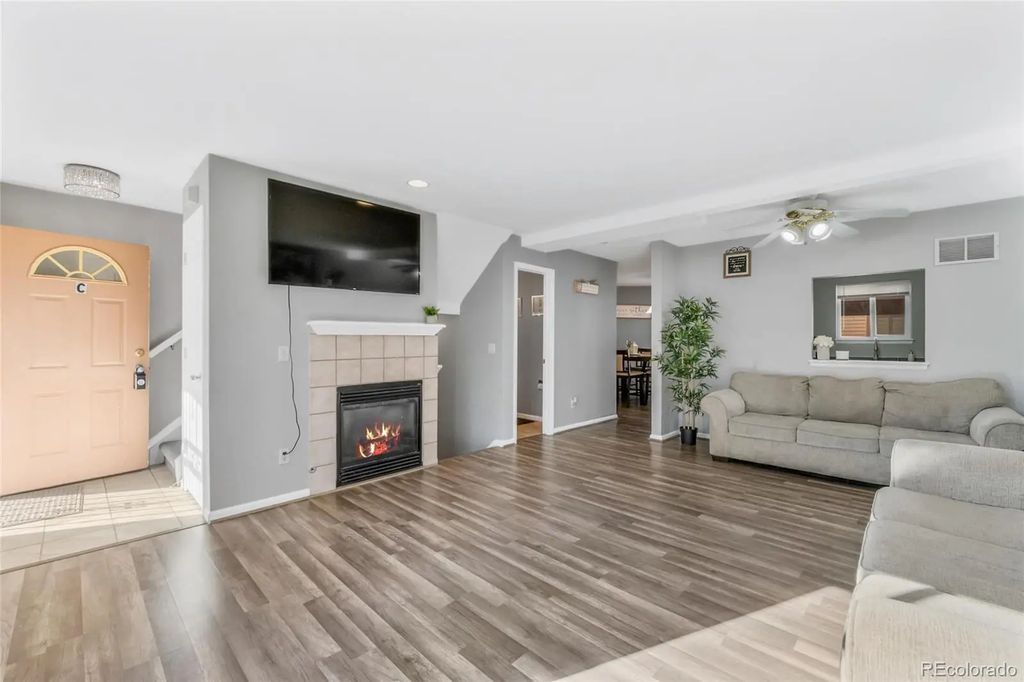 1379 S Idalia Street C, Aurora