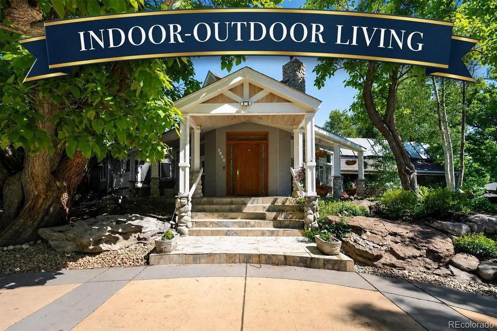 1820 Glen Ayr Drive, Lakewood