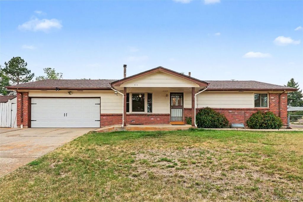 933 Nelson Street, Lakewood