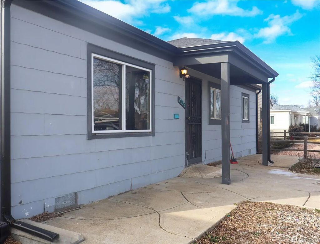 2025 Ironton St Street, Aurora