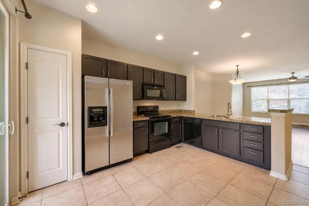 13516 Via Varra, Broomfield