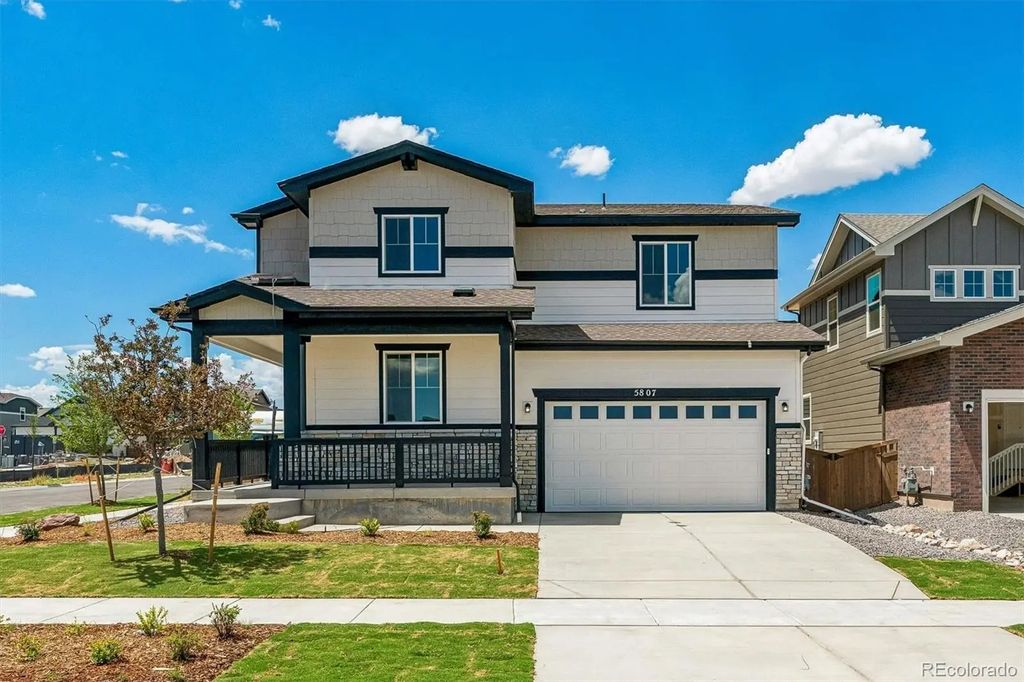 5807 N Ireland Way, Aurora