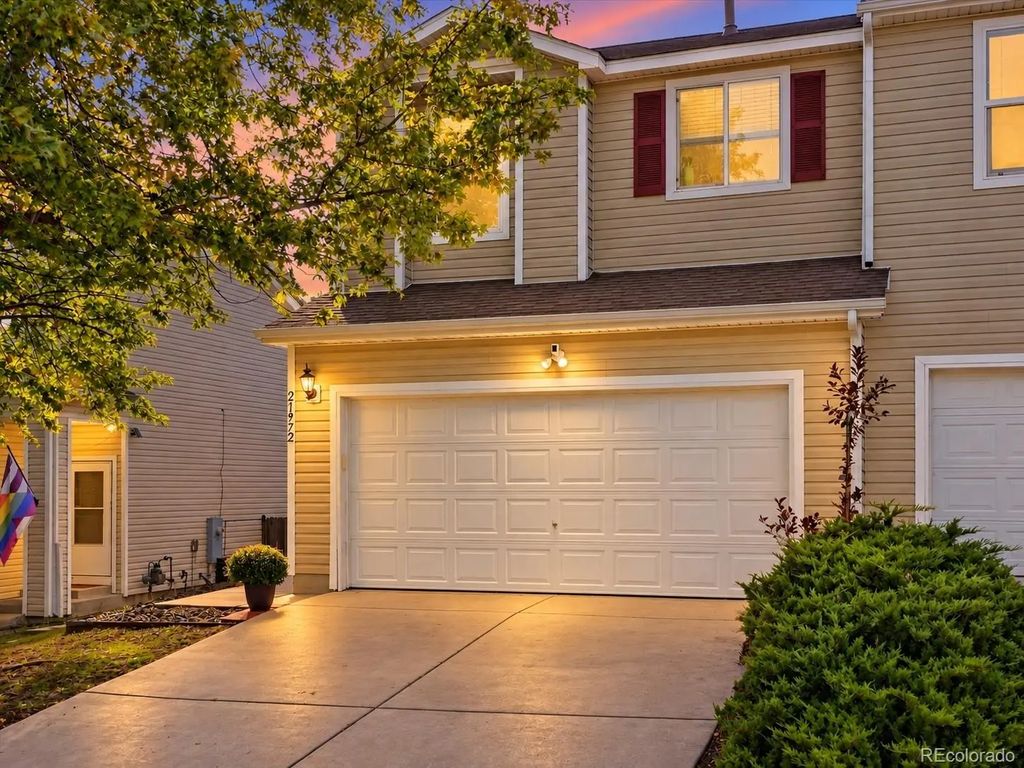 21972 E Crestline Place, Aurora