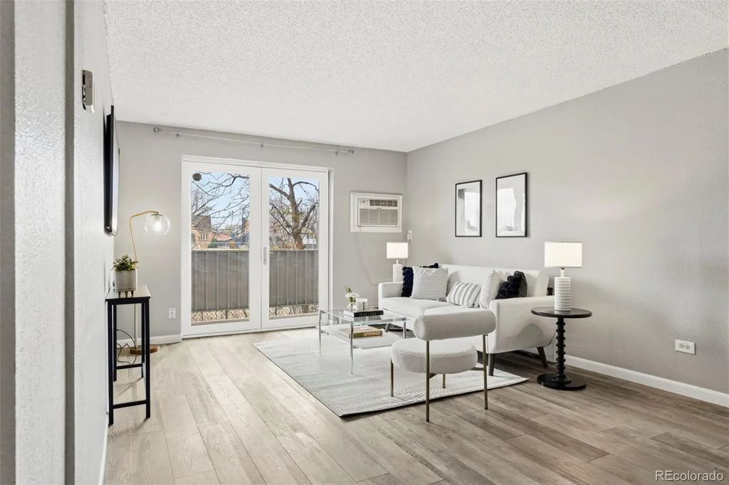 3047 W 47th Avenue 205, Denver