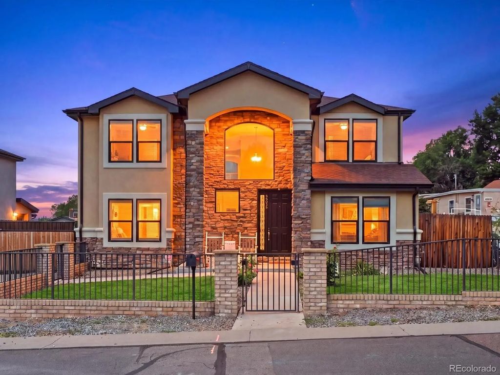 3381 S Clay Street, Englewood