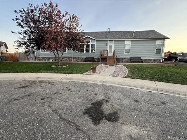 245 W Crawford Avenue, Keenesburg