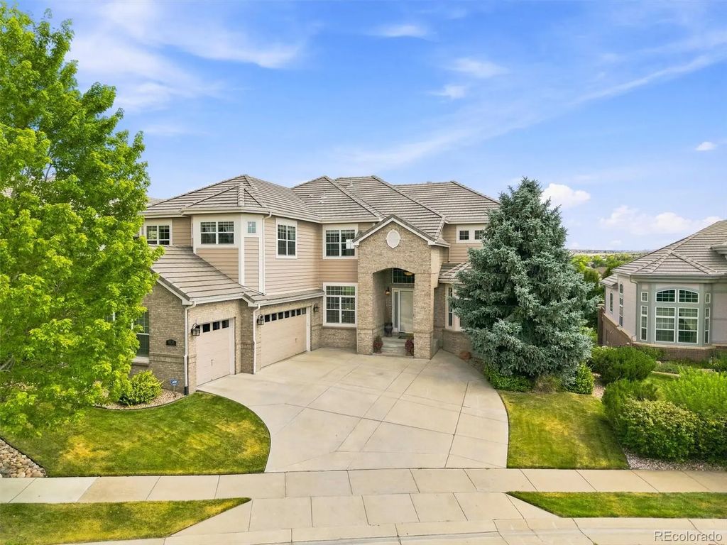6558 S Riviera Way, Aurora