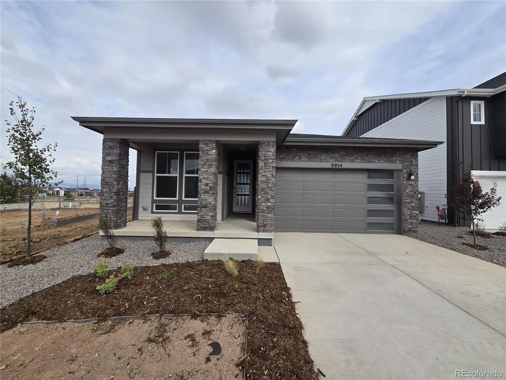 8954 Whiteclover Street, Littleton