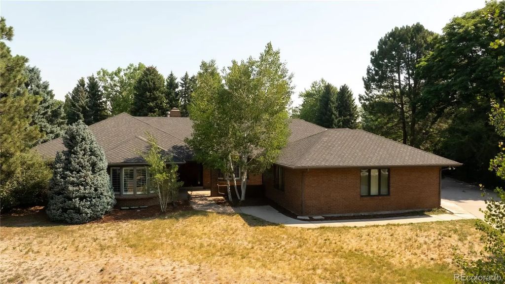 4 Windover Road, Greenwood Village