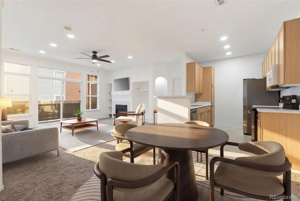 14353 E 1st Drive 201, Aurora