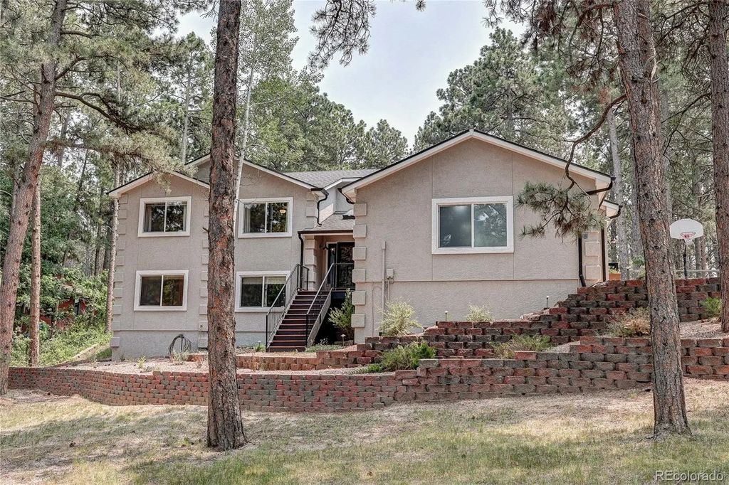 20045 Lost Arrowhead Drive, Monument
