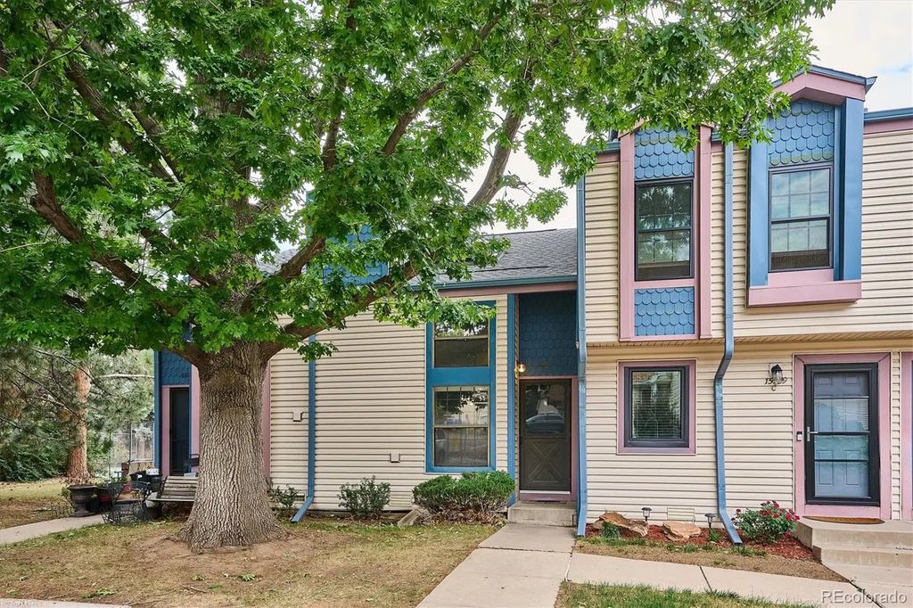 15999 E Alaska Place B, Aurora