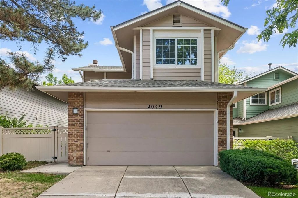 2049 E Phillips Lane, Centennial