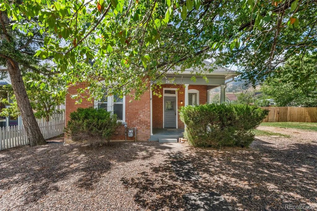 2407 Howbert Street, Colorado Springs
