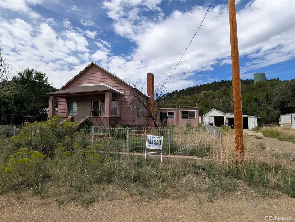 8631 Pinon Street, Trinidad