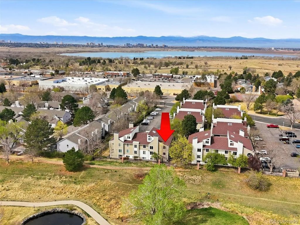 4066 S Atchison Way 102, Aurora