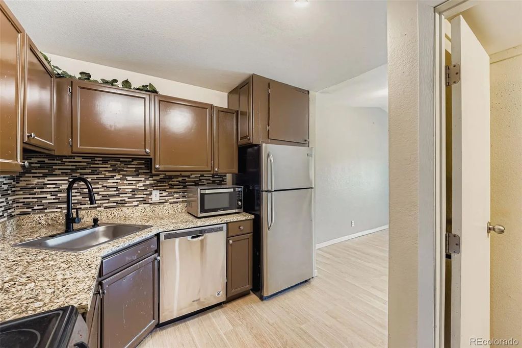 63 S Sable Boulevard E26, Aurora