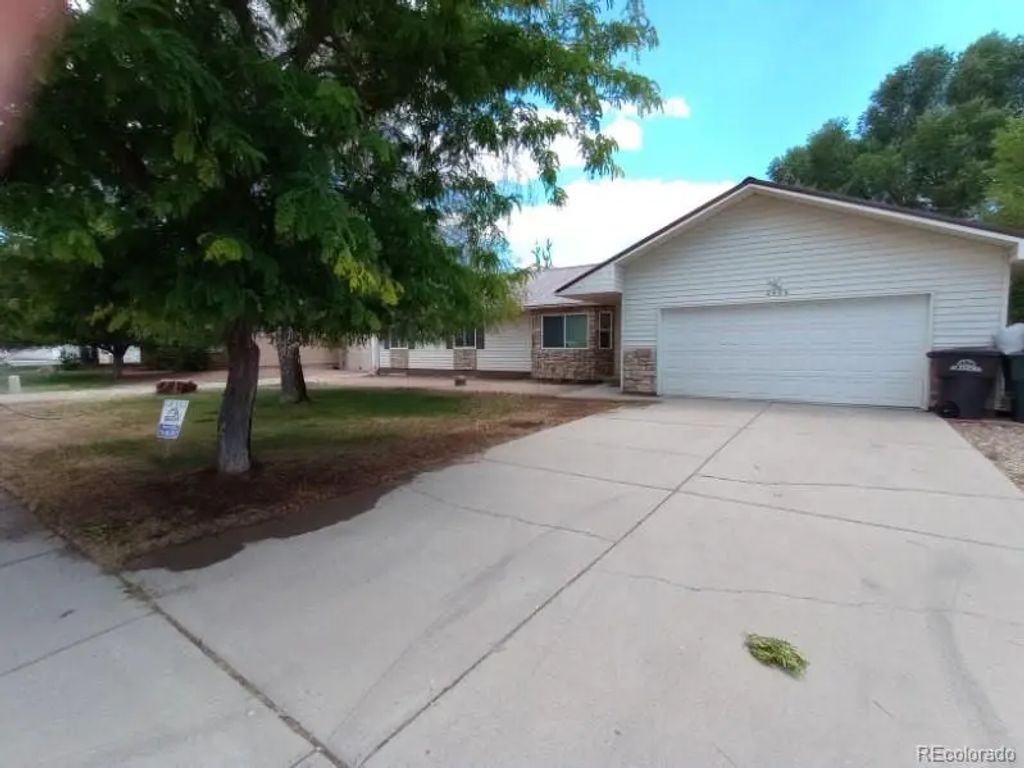 2406 Park Avenue, Alamosa