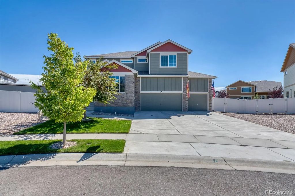 1218 Muskox Street, Severance