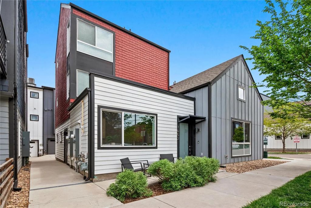 1052 Depew Street, Lakewood