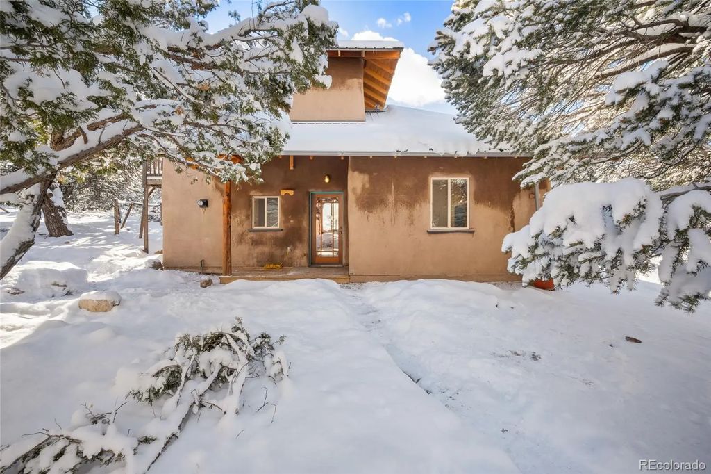 2108 Lone Pine Way, Crestone