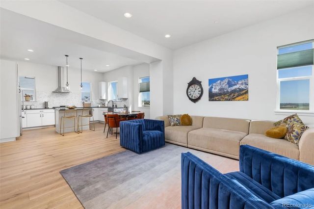 2348 Central Park Way, Superior