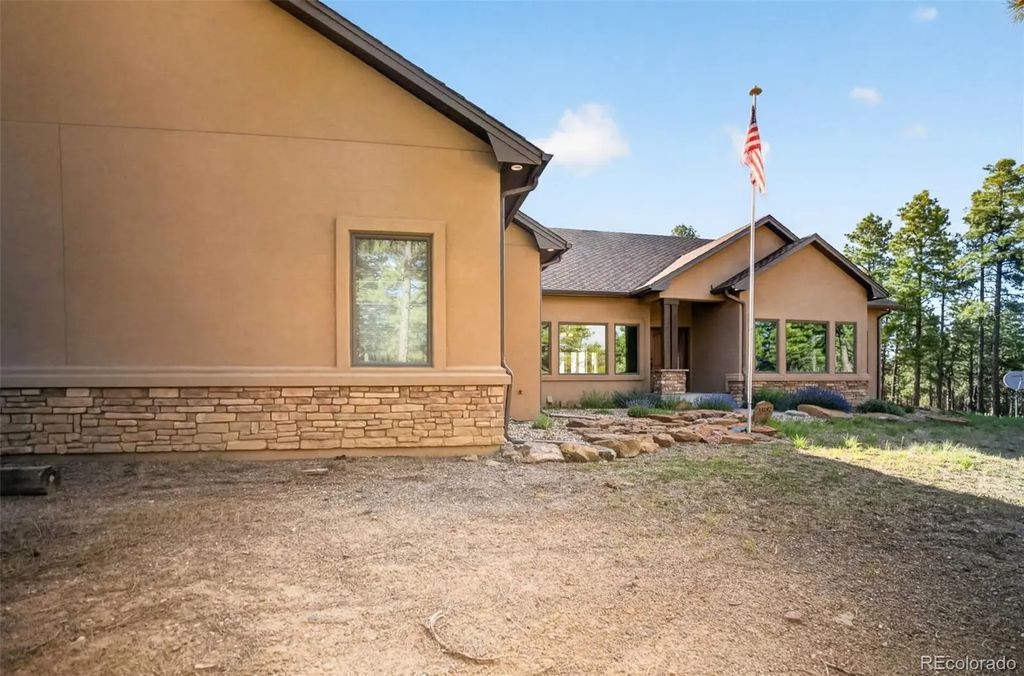 33182 Timber Park Drive, Trinidad