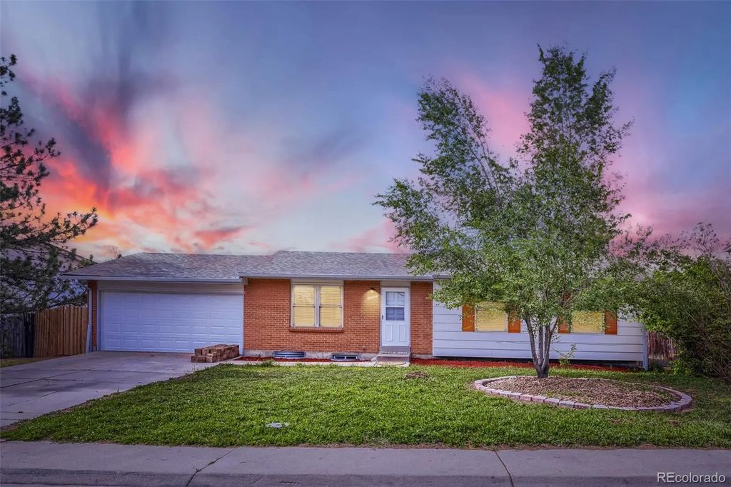 1852 E 99th Avenue, Thornton
