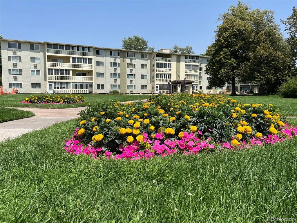 9335 E Center Avenue 8b, Denver