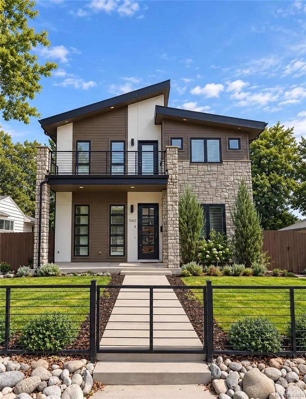1560 S Monroe Street, Denver