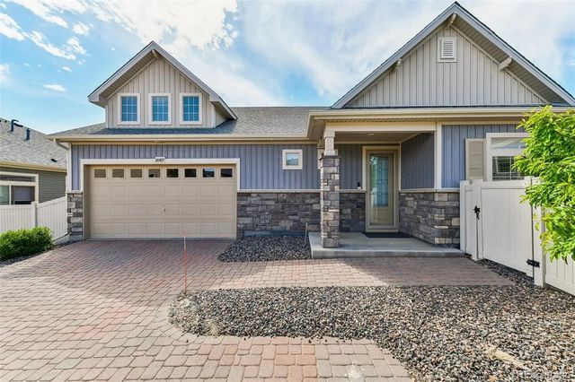 20427 E 52nd Avenue, Denver