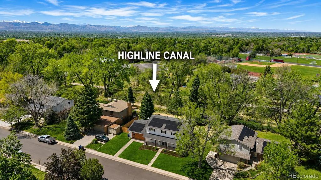 1375 W Hinsdale Drive, Littleton