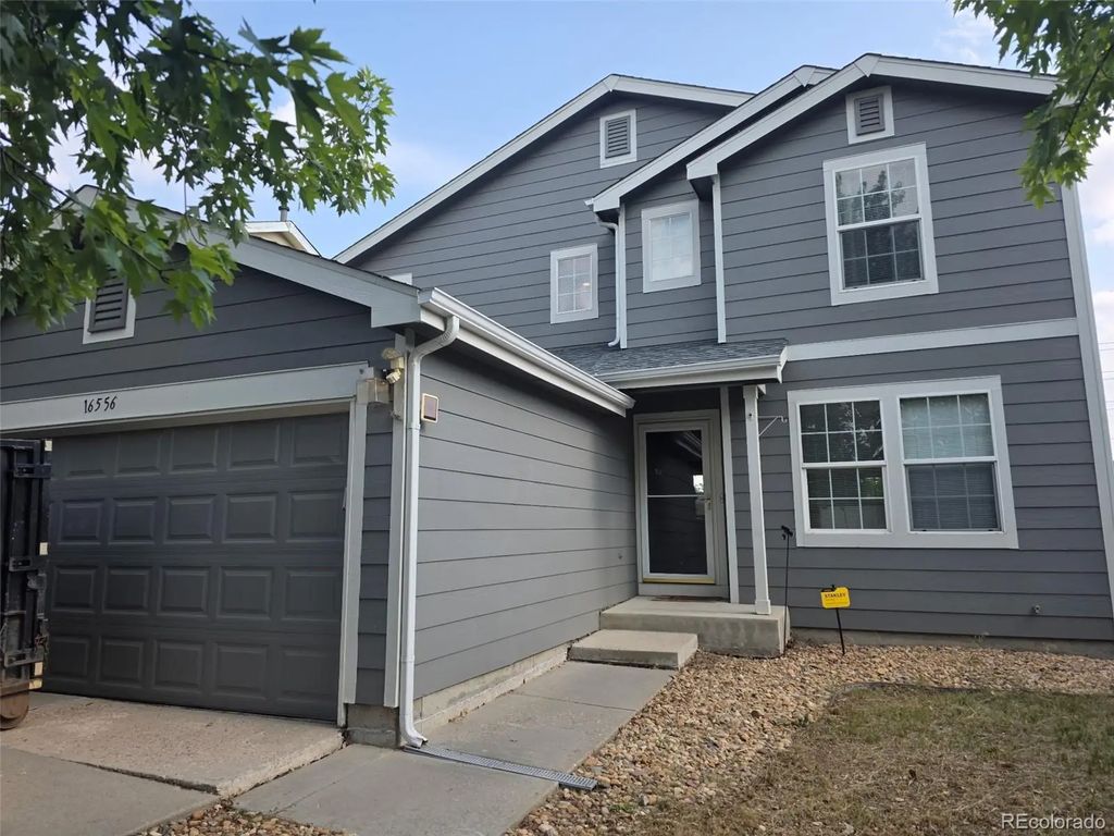 16556 E Phillips Lane, Englewood