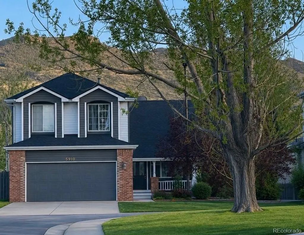 5910 Dunraven Way, Golden